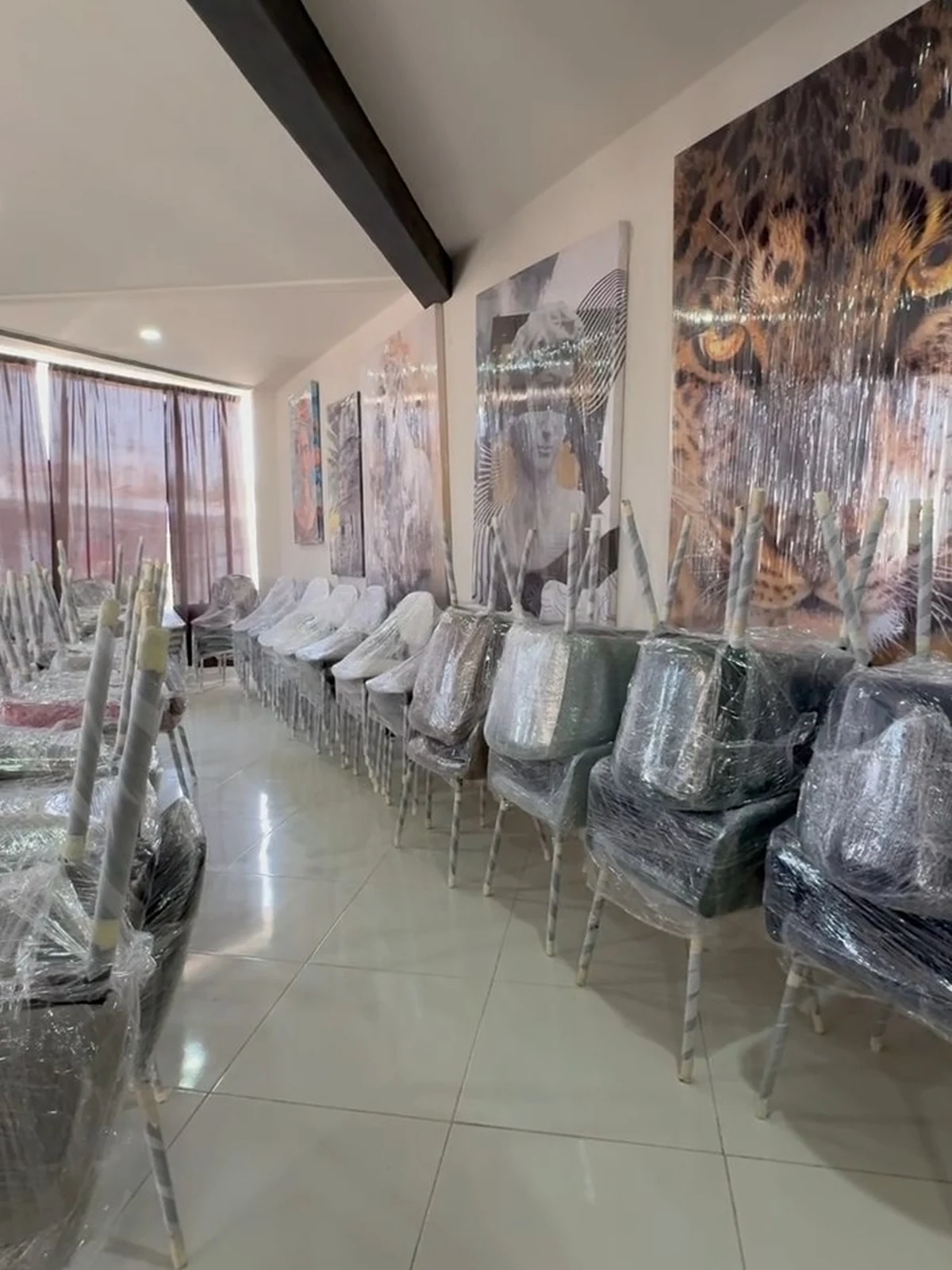 Stock real de sillas en Juliette